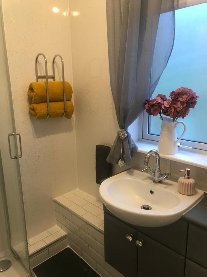 Home Comforts Near Dundee City Centre Экстерьер фото