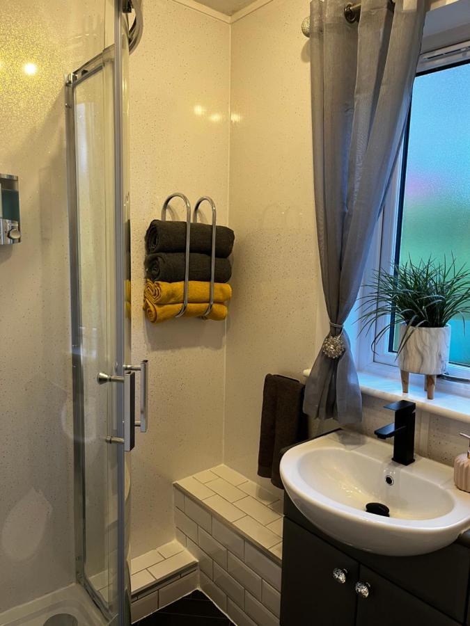 Home Comforts Near Dundee City Centre Экстерьер фото